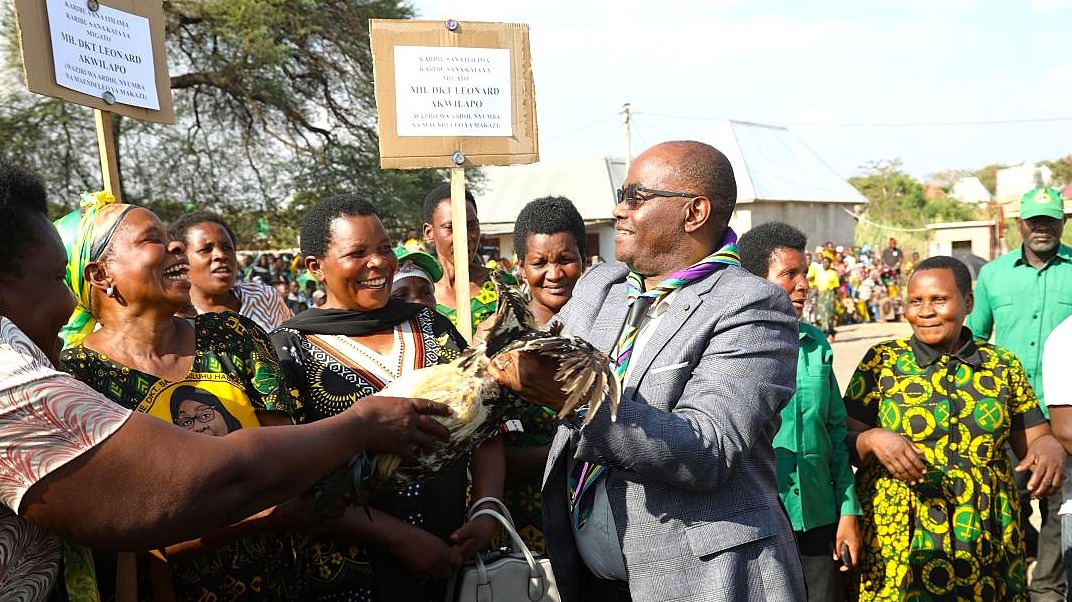WAZIRI AKWILAPO AITAKA MIKOA NA WILAYA KUTENGA MAENEO YA VIWANDA