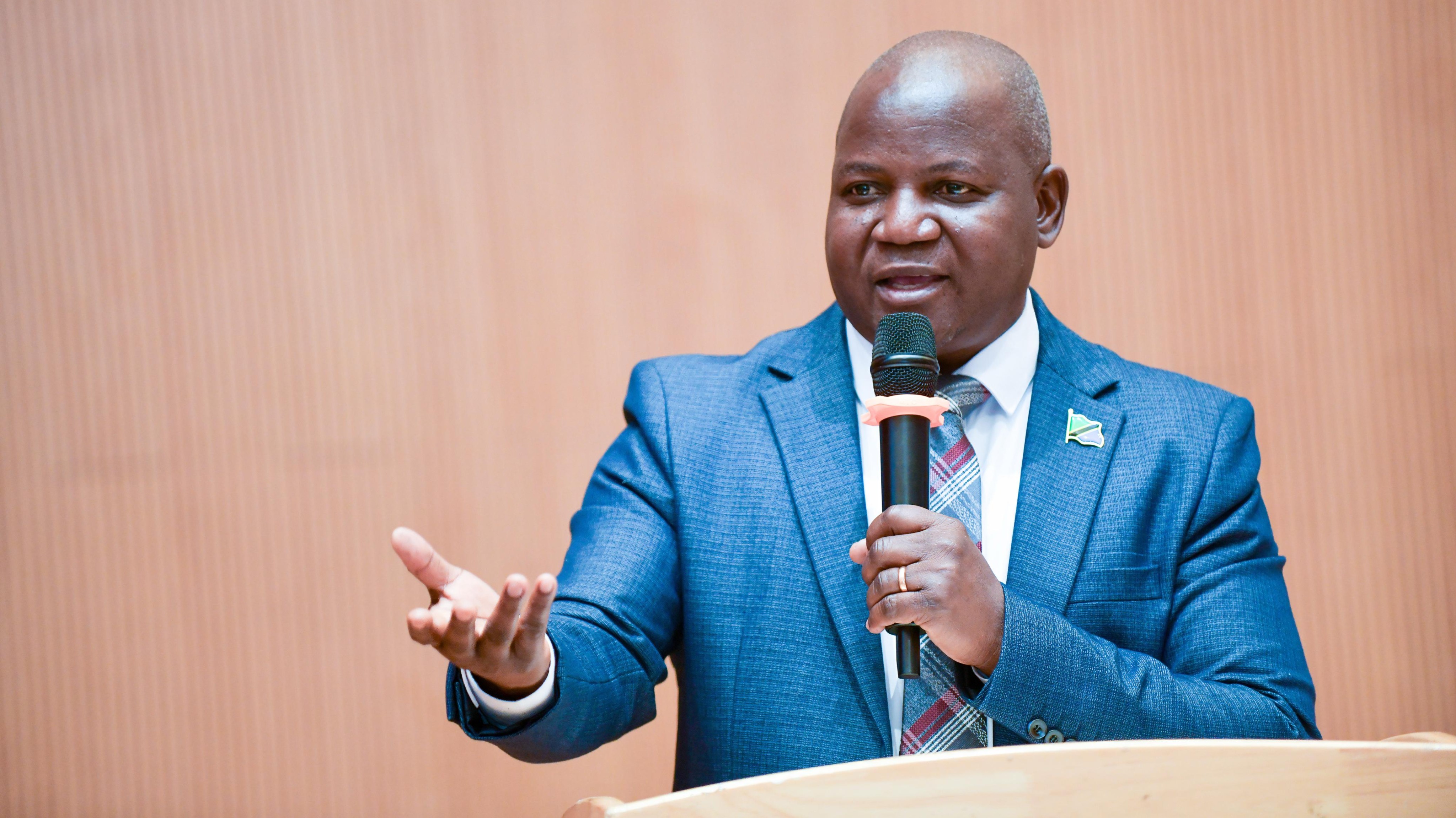 SERIKALI YAAHIDI KUIUNGA MKONO SEKTA BINAFSI KATIKA MAENDELEO YA SEKTA YA ARDHI