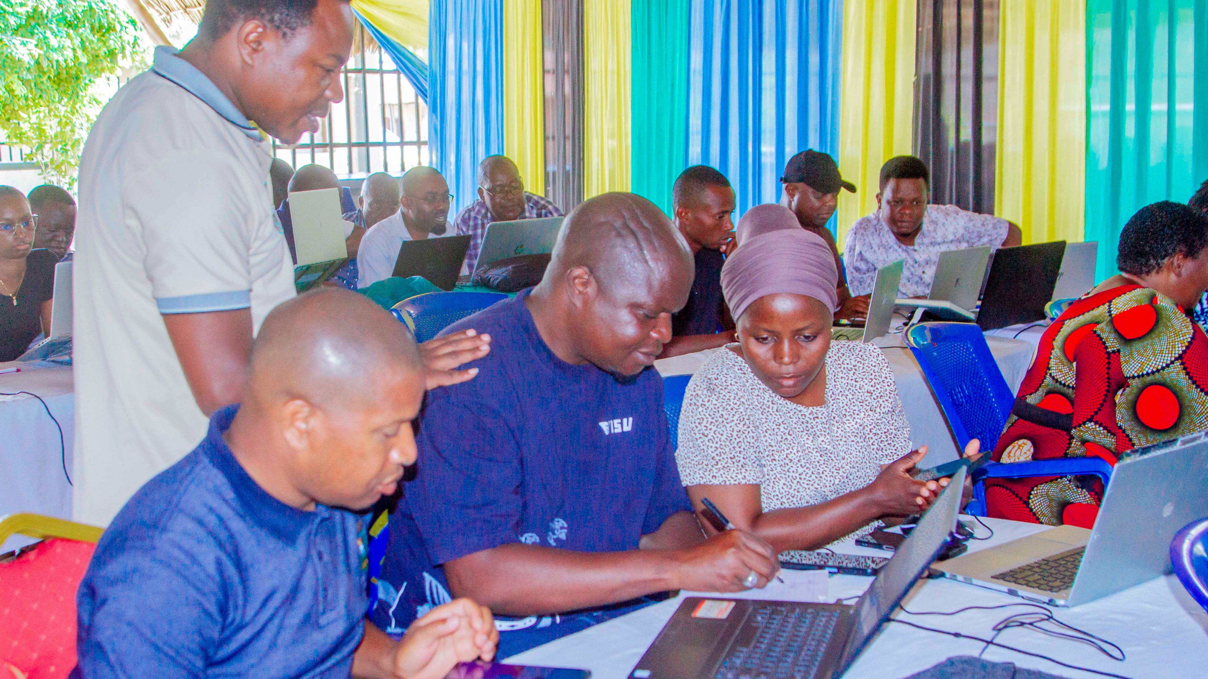 e- ARDHI KUSAIDIA WATENDAJI SEKTA YA ARDHI LINDI KUTOA HUDUMA KWA HARAKA