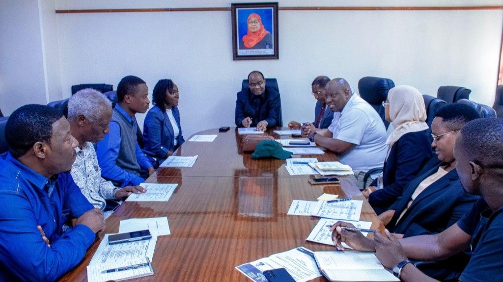 DKT. AKWILAPO KUSHIRIKI KONGAMANO LA MIJI AFRIKA NAIROBI