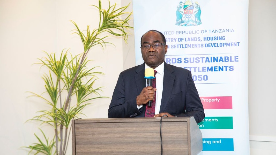 WAZIRI AKWILAPO ATOA RAI MAANDALIZI YA EL NIÑO KULINDA MAKAZI