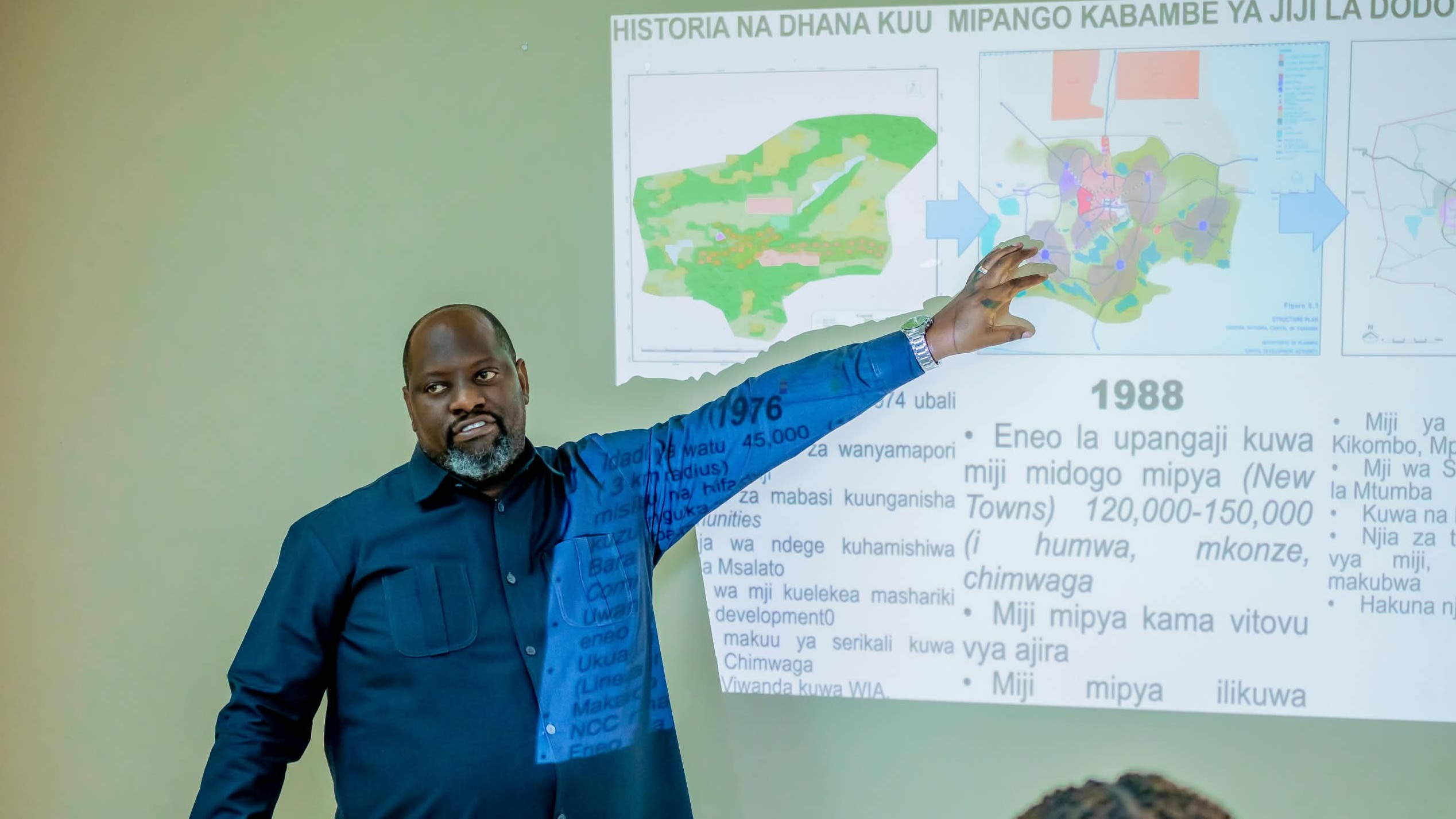 MMUYA APOKEA TAARIFA ZA TATHMINI YA MPANGO KABAMBE WA JIJI LA DODOMA NA MIKAKATI YA UPANGAJI MATUMIZI YA ARDHI