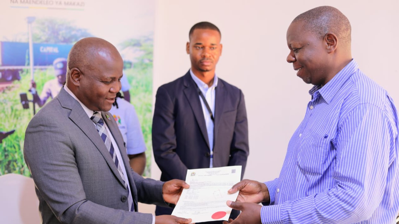 MMUYA AAGIZA KASI YA UTOAJI HUDUMA SEKTA YA ARDHI