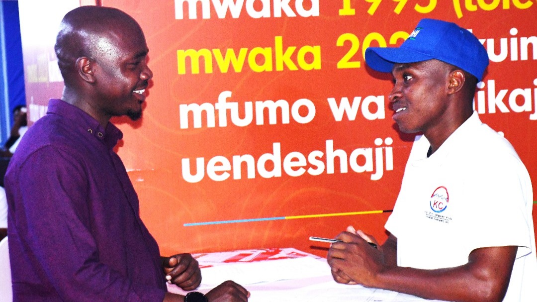 WANANCHI WARIDHISHWA NA HUDUMA ZA WIZARA YA ARDHI SABASABA