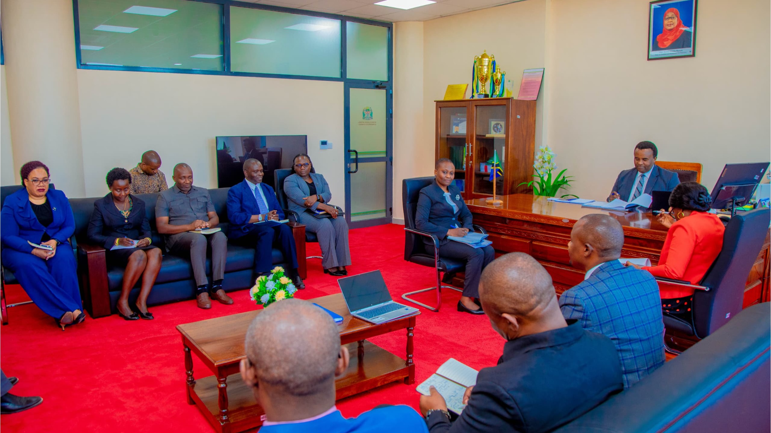 KATIBU MKUU ARDHI AIPONGEZA BODI YA CHUO CHA ARDHI TABORA