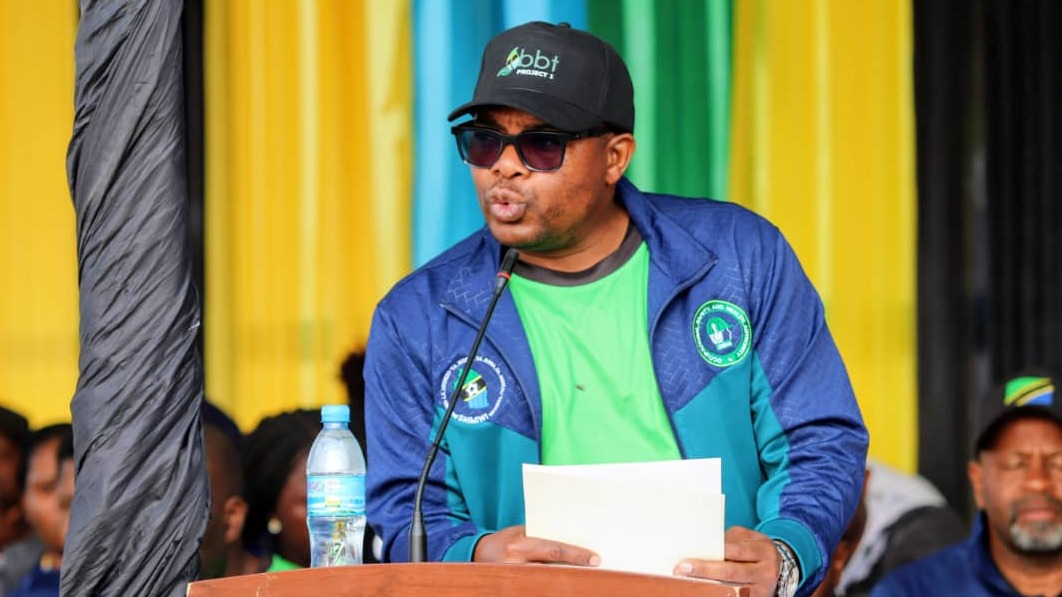 WATUMISHI WIZARA YA ARDHI WASHIRIKI BONANZA LA SHIMIWI, WATUMISHI WA UMMA WAHAMASISHWA KUSHIRIKI MICHEZO KWA AFYA