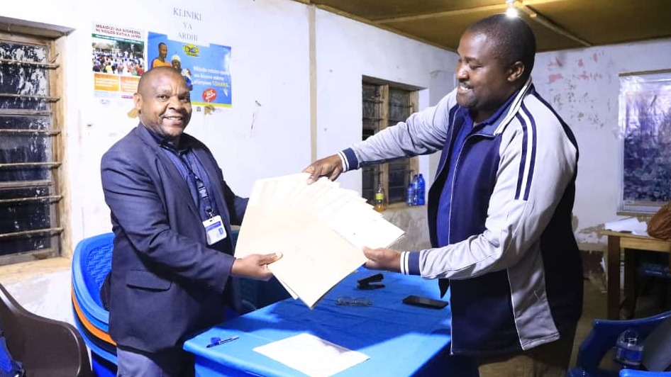 MWEKEZAJI MADEBE AKABIDHIWA HATI MILIKI 16