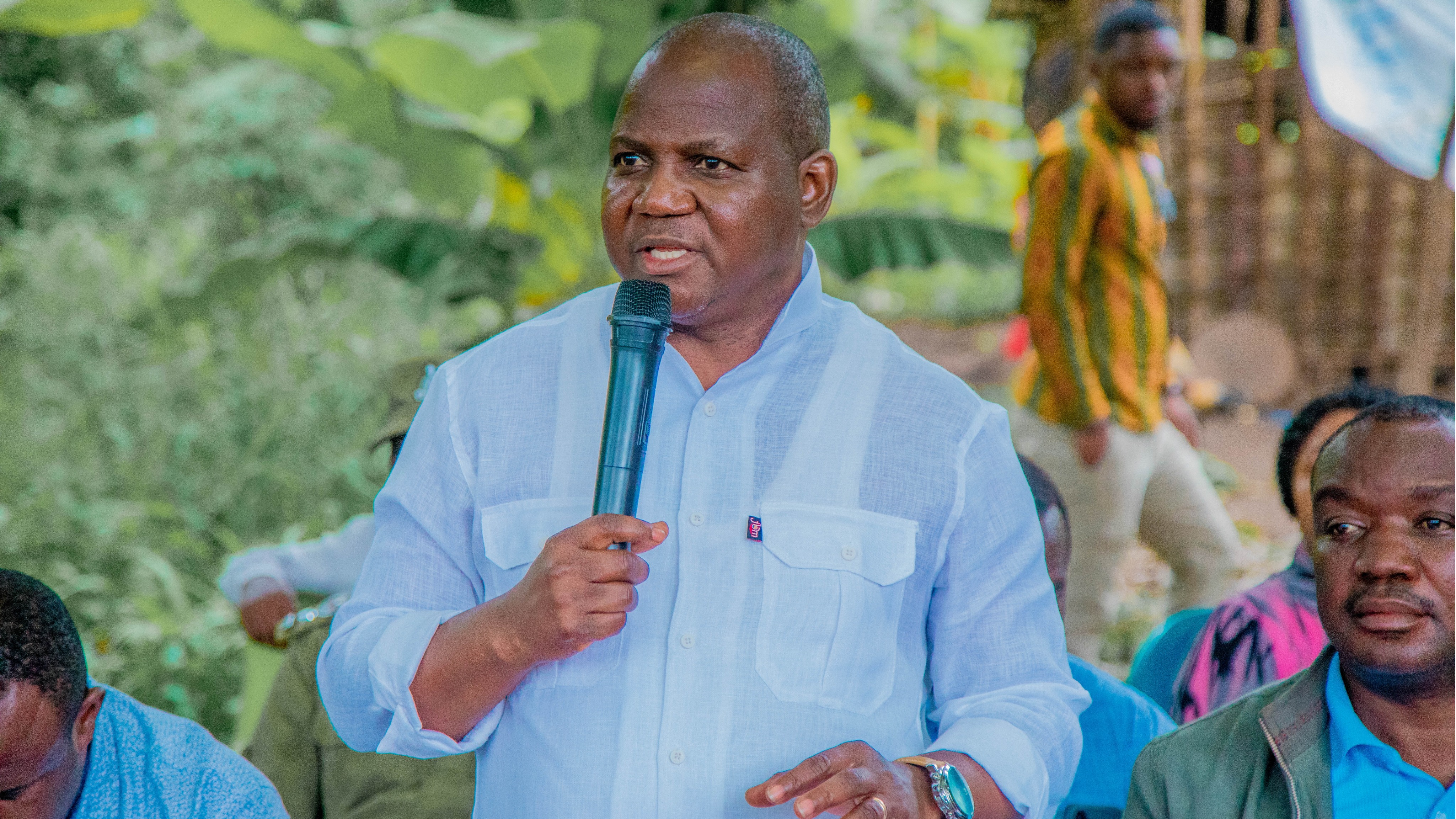 MHE. MMUYA AKEMEA UVAMIZI WA MAENEO YA UWEKEZAJI, AWAASA WANANCHI KULINDA AMANI KATIKA KUTAFUTA SULUHU YA MIGOGORO YA ARDHI