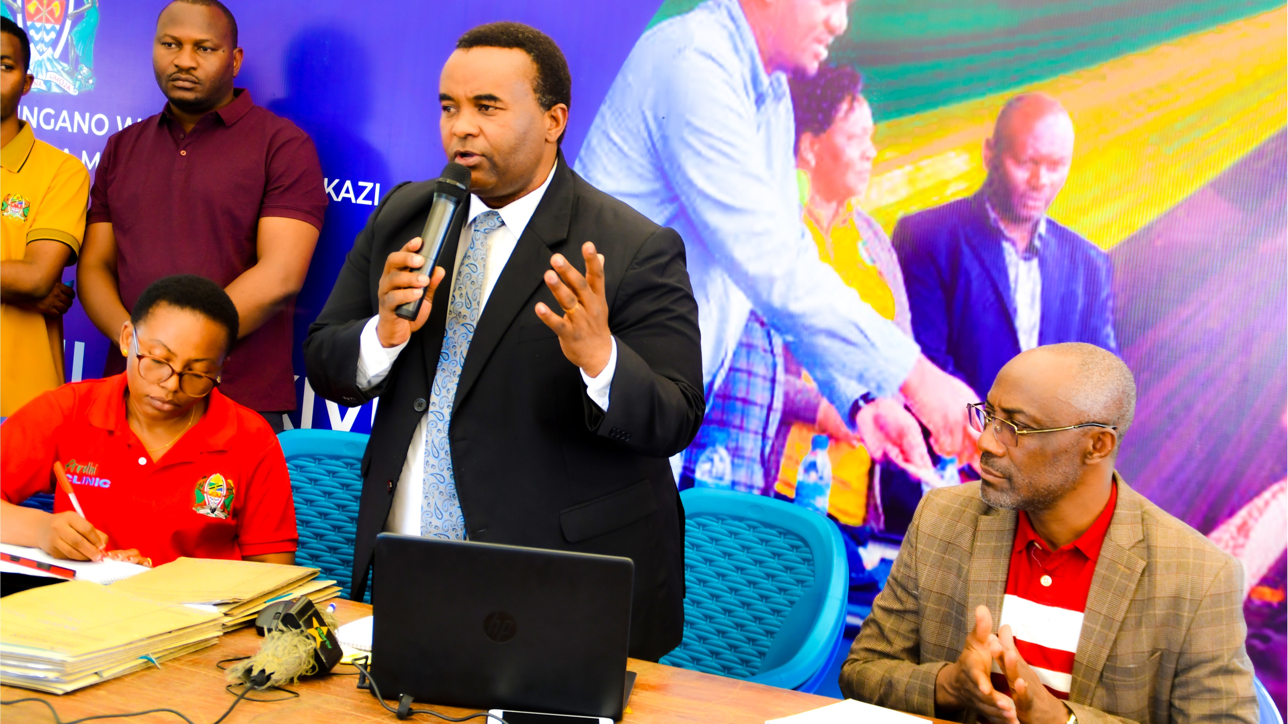MHANDISI SANGA AONGEZA MWEZI MMOJA KLINIKI YA ARDHI KIVULE KUONGEZA KASI YA UTOAJI HATI